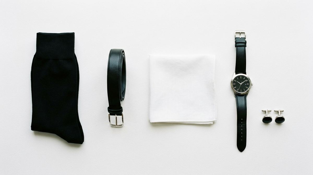 男性の喪服小物一式